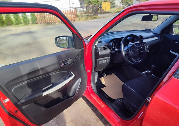 Suzuki Swift cena 50900 przebieg: 17937, rok produkcji 2021 z Szamotuły małe 37